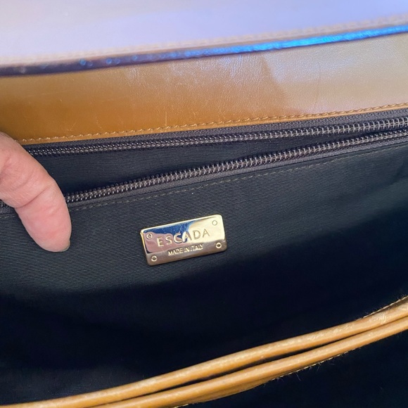 Escada shoulder bag - Picture 4 of 10